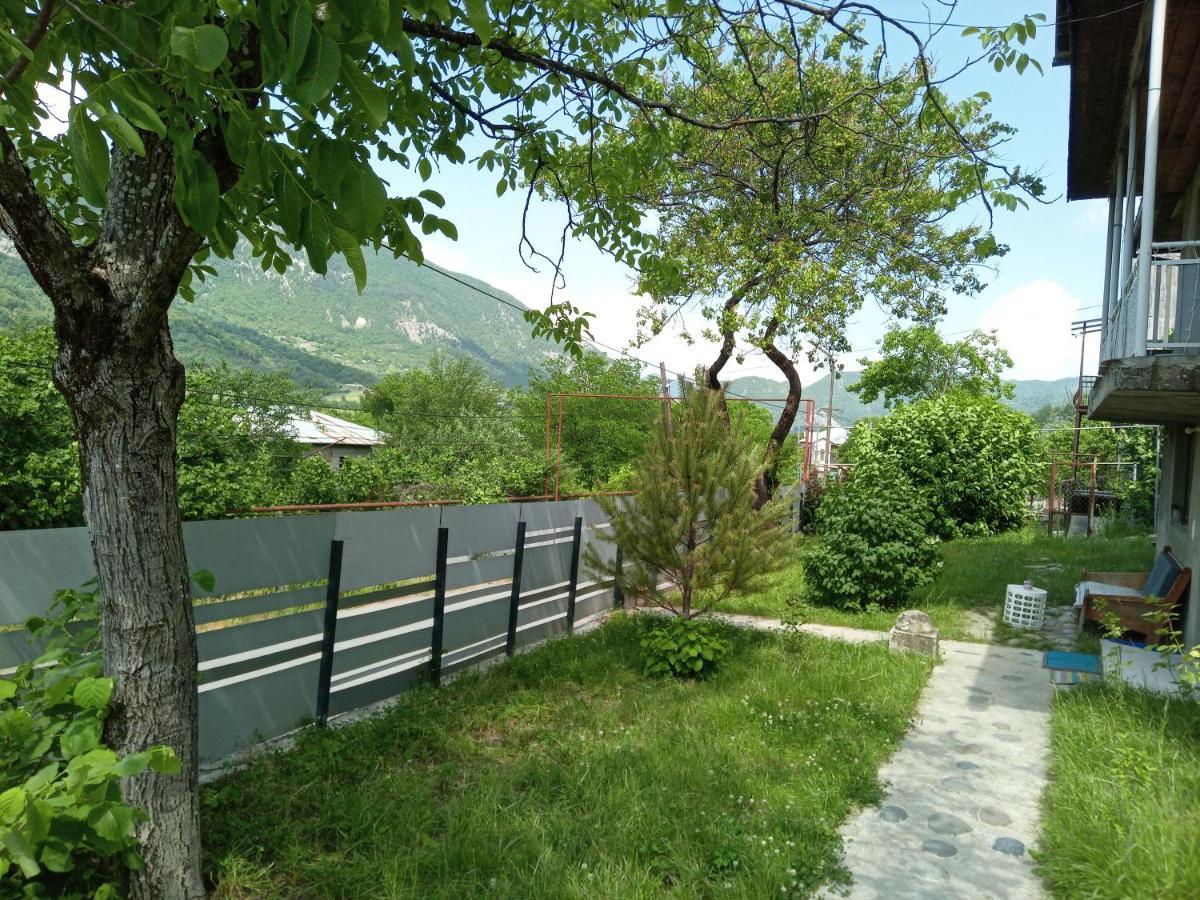 Villa Portina Ambrolauri Exterior foto